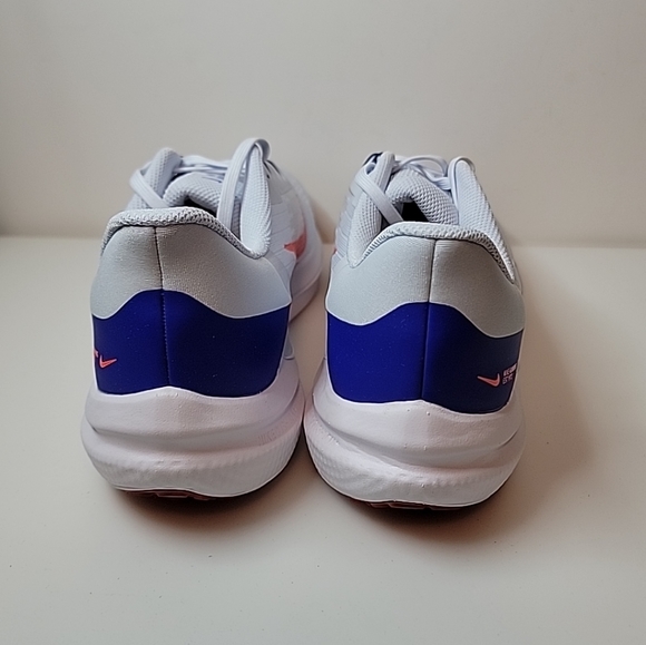 Nike Air Winflo 9 Football Grey/Bright Crimson DD6203 006 - Picture 5 of 10